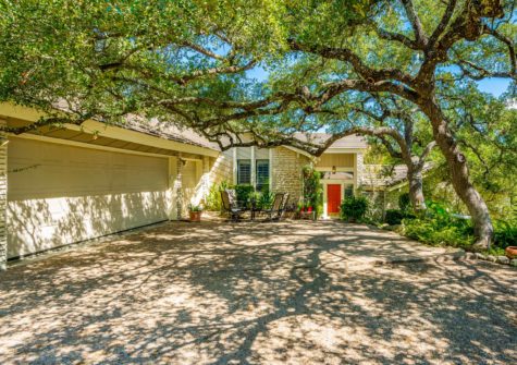 504 Rolling Green Drive, Lakeway, TX 78734